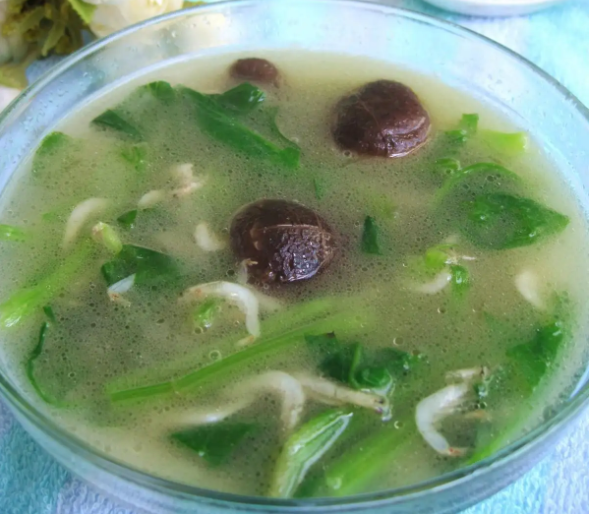 冬菇菠菜减肥汤