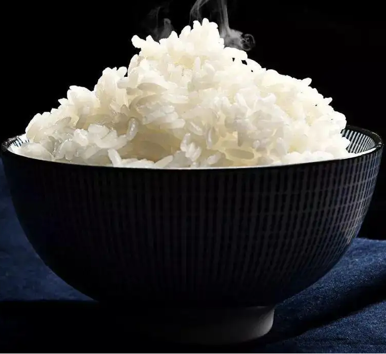 吃米饭